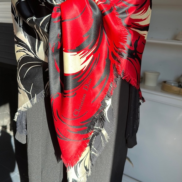 Rare!! VINTAGE Christian Dior Silk Scarf - Picture 8 of 14